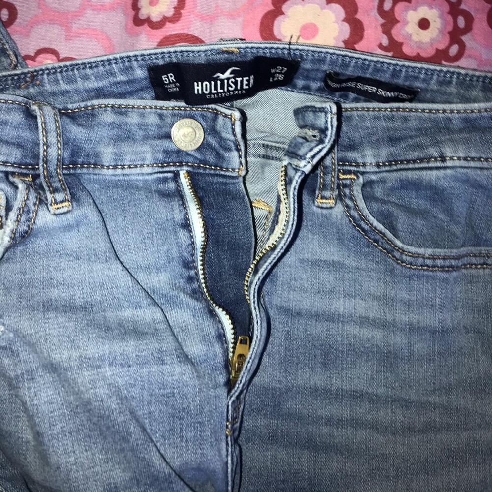 Hollister jeans
